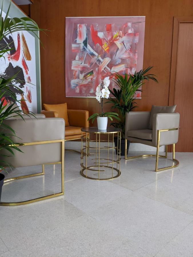 Hotel Goldstar & Nice