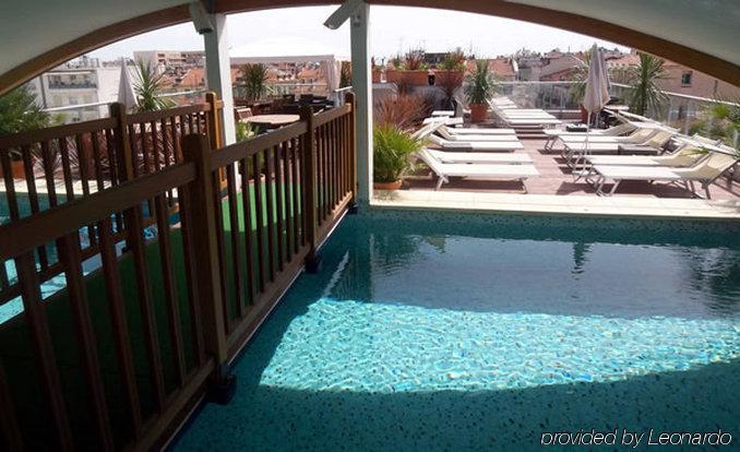 Goldstar & Hotel Nice