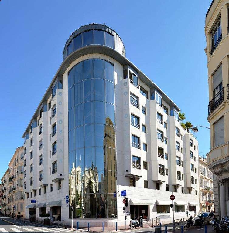 Goldstar Apartments&suites 4*