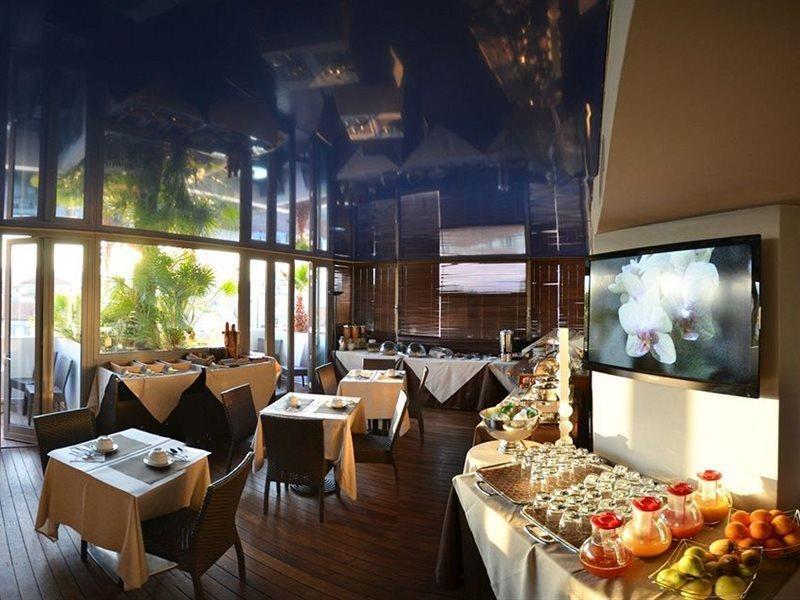 Goldstar Apartments&suites 4*